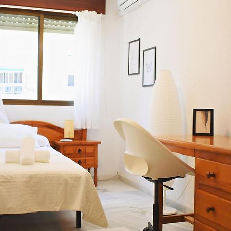 Amplio Y Luminoso Apartamento Cerca Del Centro Y La Playa Con Piscina Y Parking Privado Malaga Exterior photo