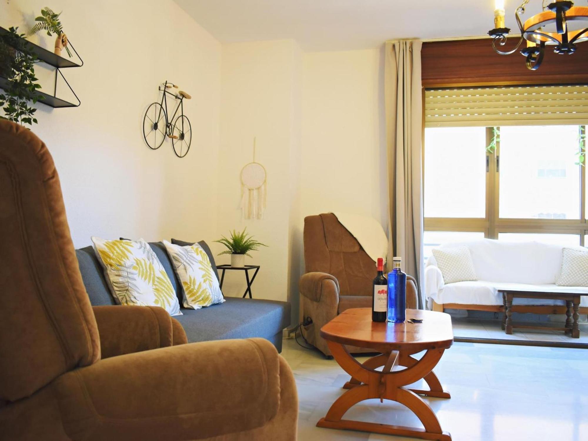 Amplio Y Luminoso Apartamento Cerca Del Centro Y La Playa Con Piscina Y Parking Privado Malaga Exterior photo