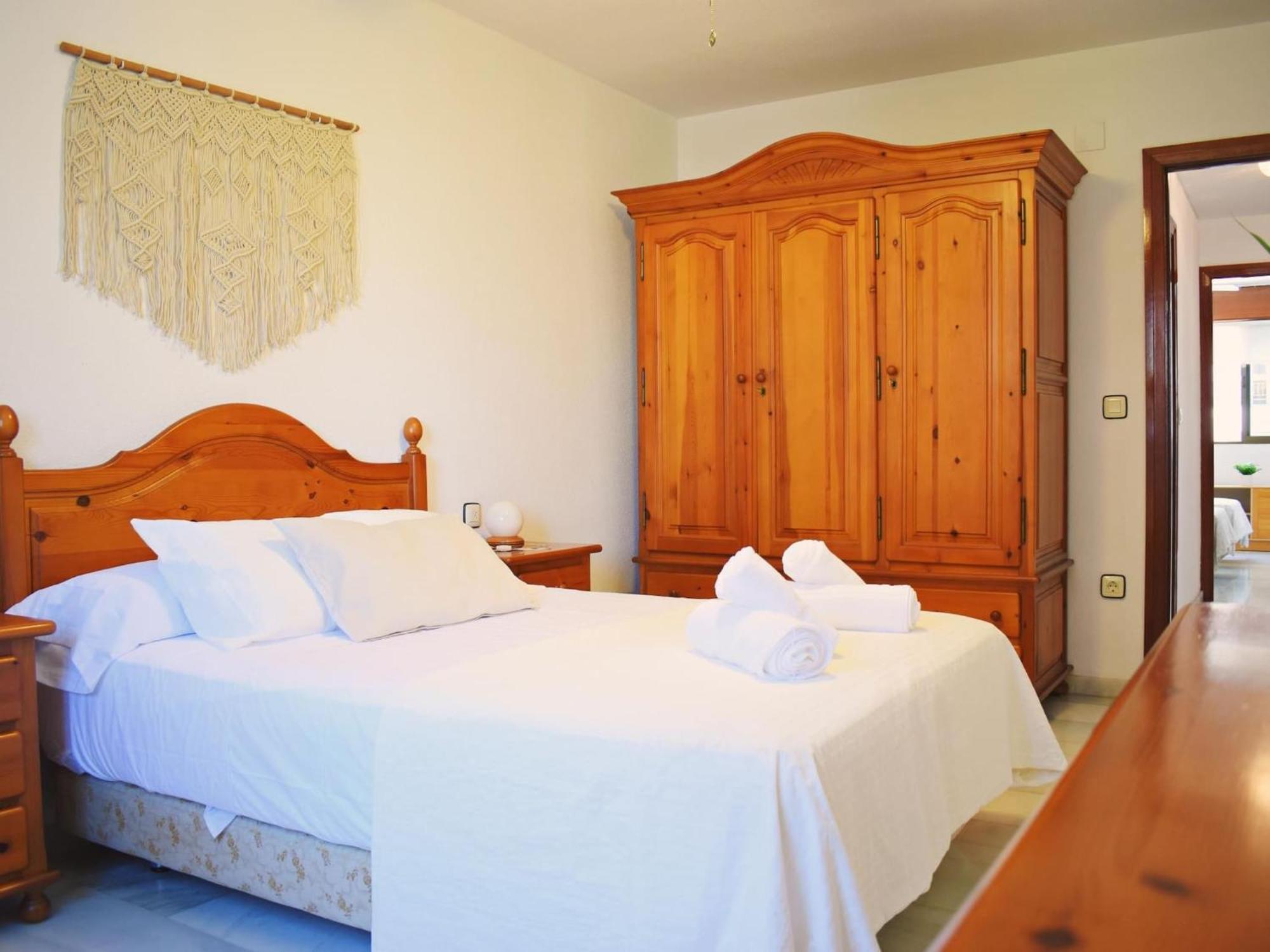 Amplio Y Luminoso Apartamento Cerca Del Centro Y La Playa Con Piscina Y Parking Privado Malaga Exterior photo